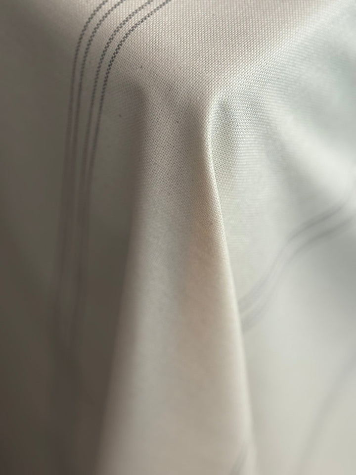 Mantel Resinado Grey Line - La Compañía Francesa