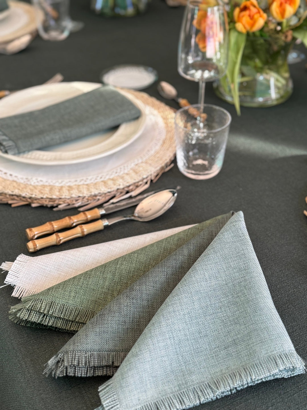 Mantel Resinado Verde Oscuro - La Compañía Francesa