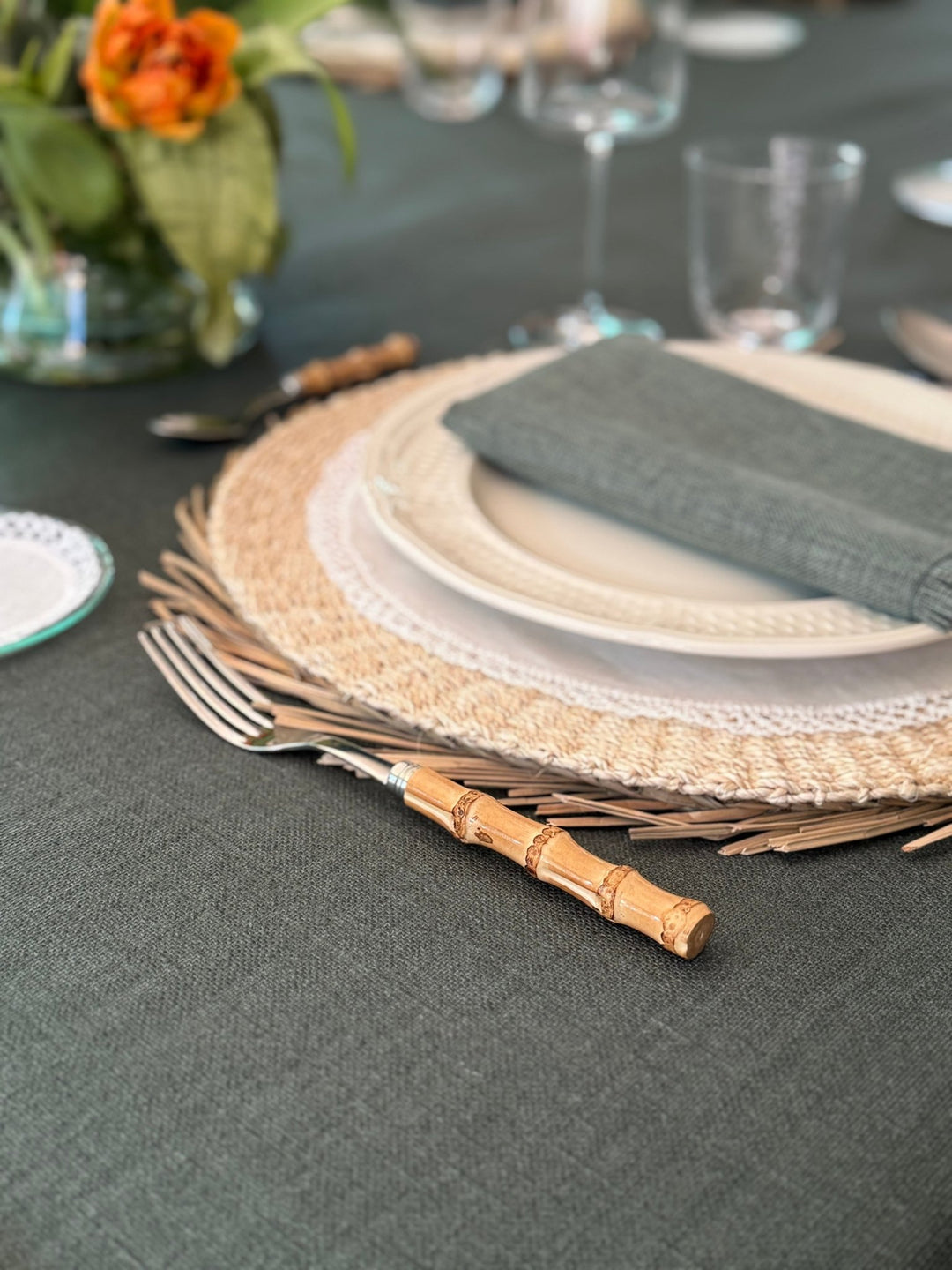 Mantel Resinado Verde Oscuro - La Compañía Francesa